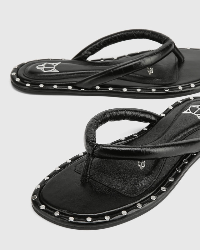 Japonki Grenada Black Leather/Studs